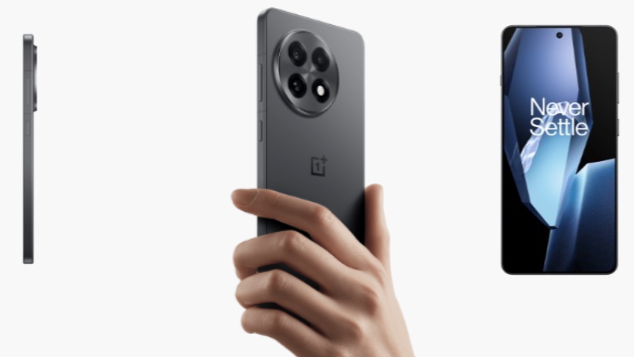 OnePlus 15 Display details leak OnePlus 15 के फ्लैट डिस्प्ले और नए स्क्वेयर कैमरा मॉड्यूल वाले डिज़ाइन का दृश्य।