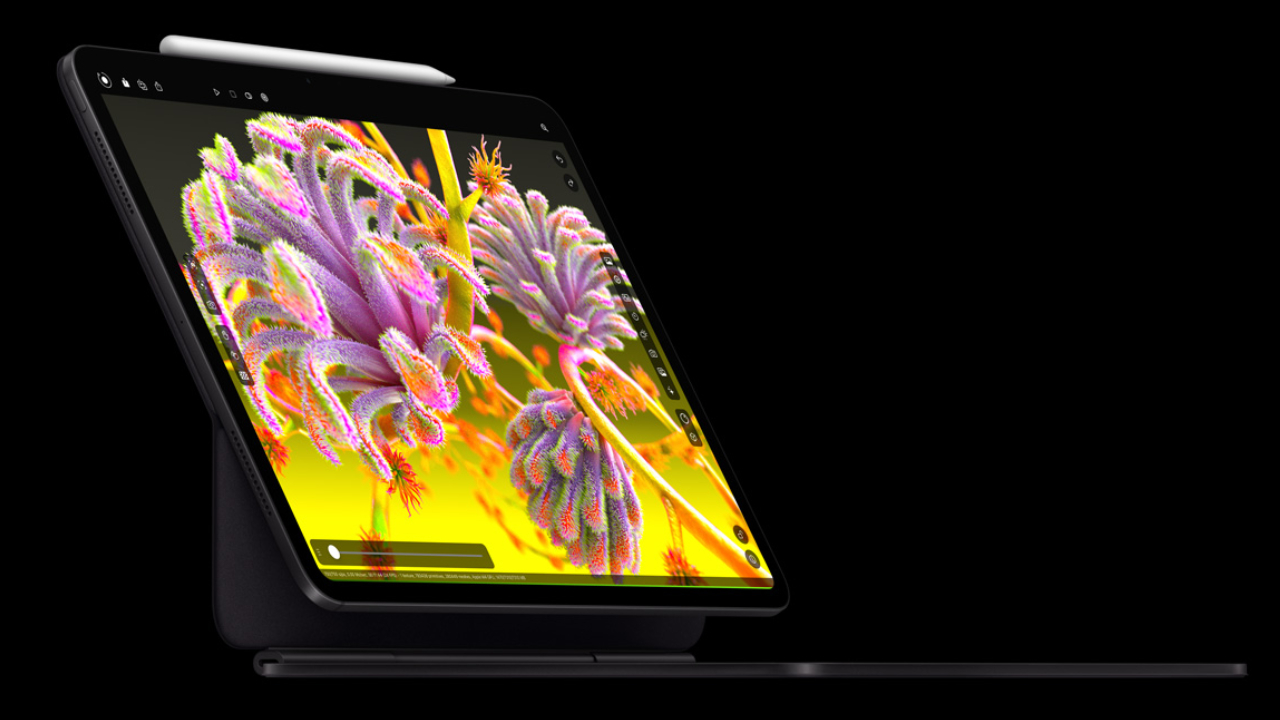 Apple iPad Pro M5 Announcement का नया संभावित डिजाइन जिसमें पतले बेजल और ग्लास बैक दिख रहा है।